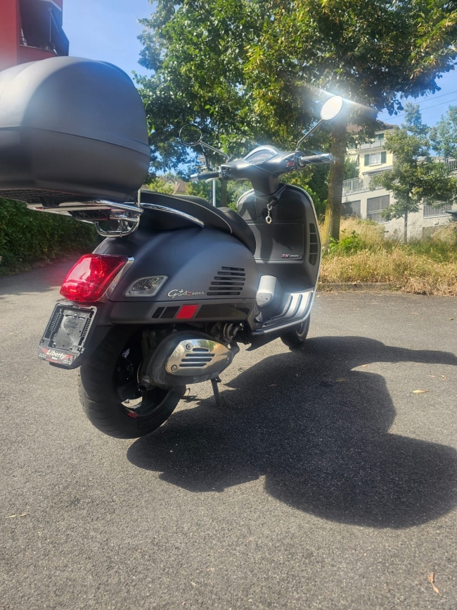 Vespa Gts 300