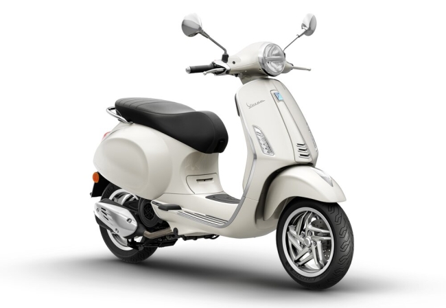 Vespa Primavera 125 Bianco Innocente
